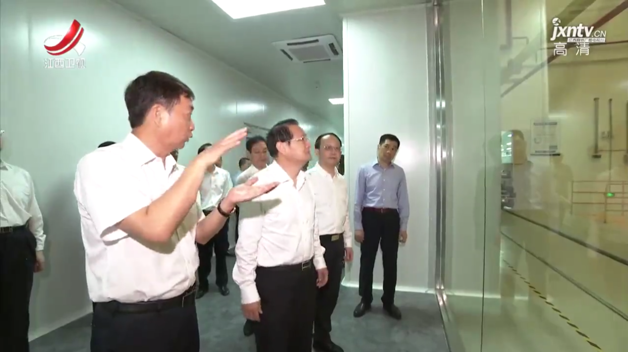 江西省省長易煉紅走訪南亞新材(圖2) 江西省省長易煉紅走訪南亞新材(圖2)